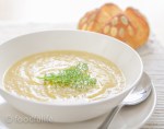 Chickpea flour bread with pumpkin seeds and onion soup (pane con farina di ceci e zuppa di cipolle)