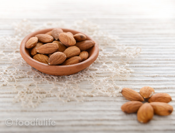 How to make almond milk, foodfulife.com